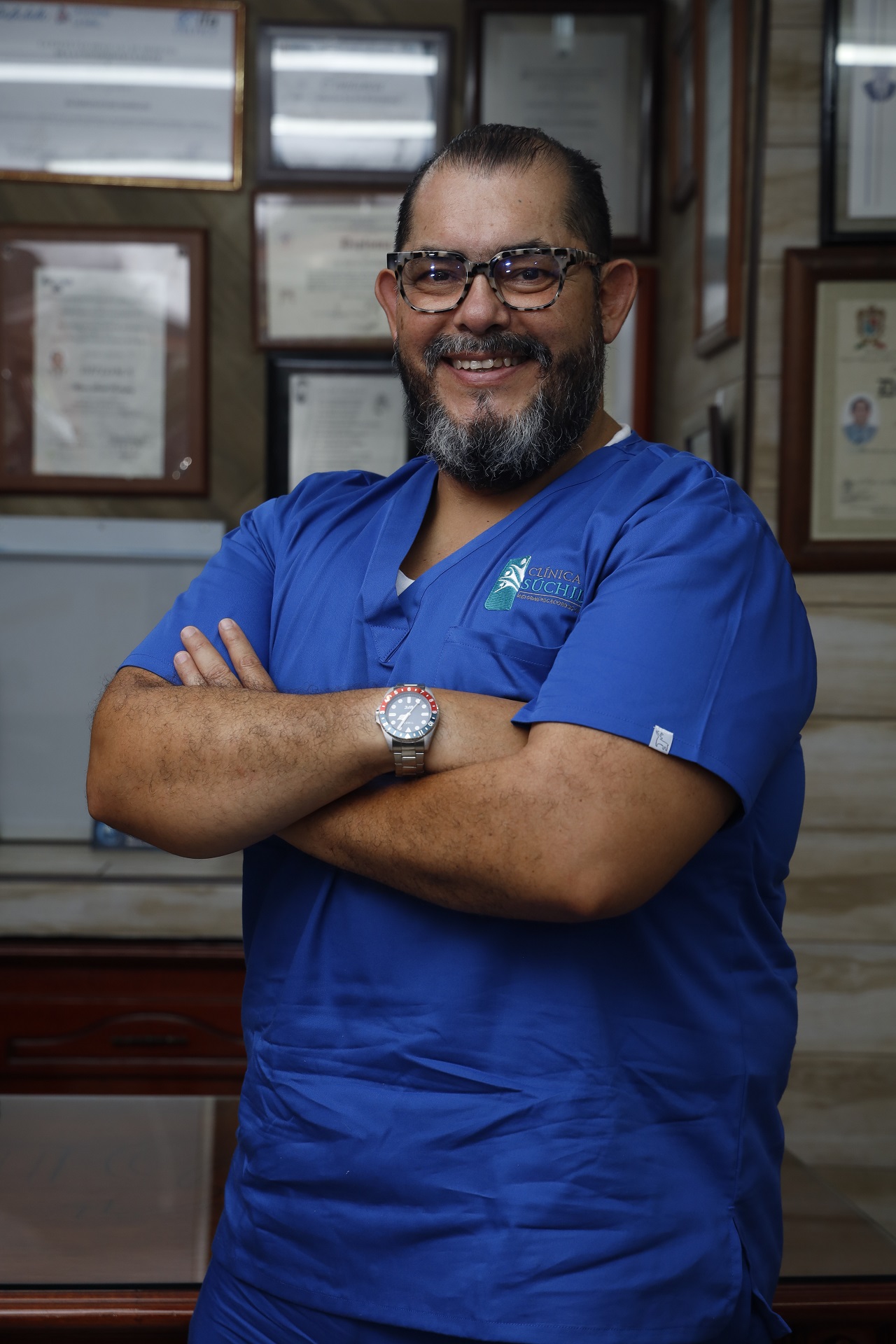 Dr. Marcos Súchil Rodríguez
